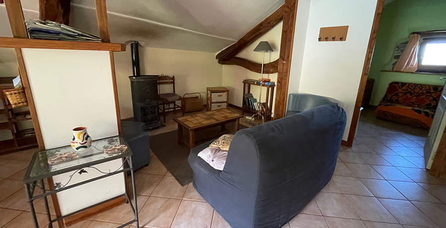 le gîte des Monts à St-izaire en Aveyron, le salon