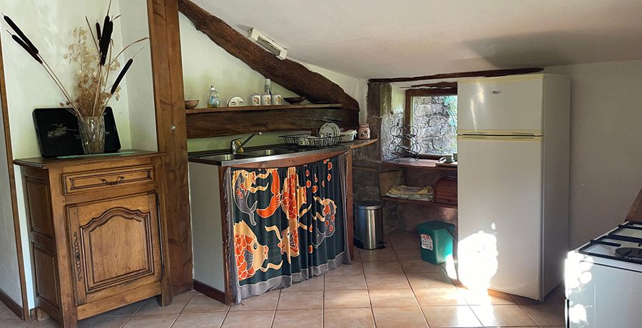 le gîte des Monts à St-izaire en Aveyron, la cuisine